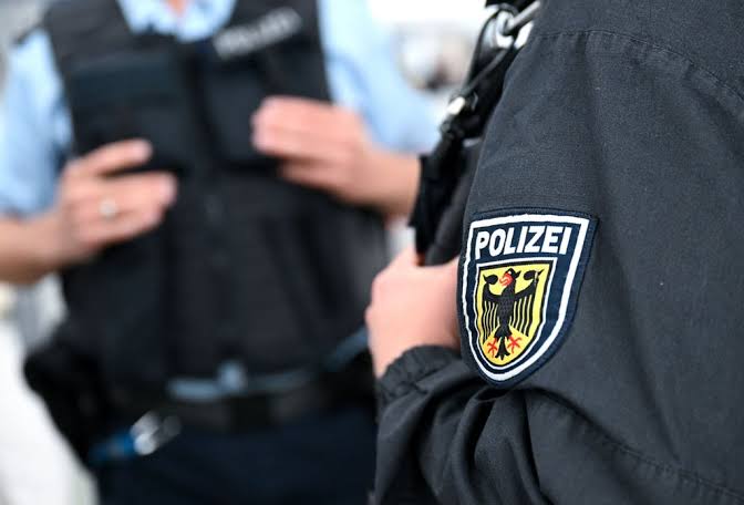 Übergewicht führt zur Entlassung eines Polizisten